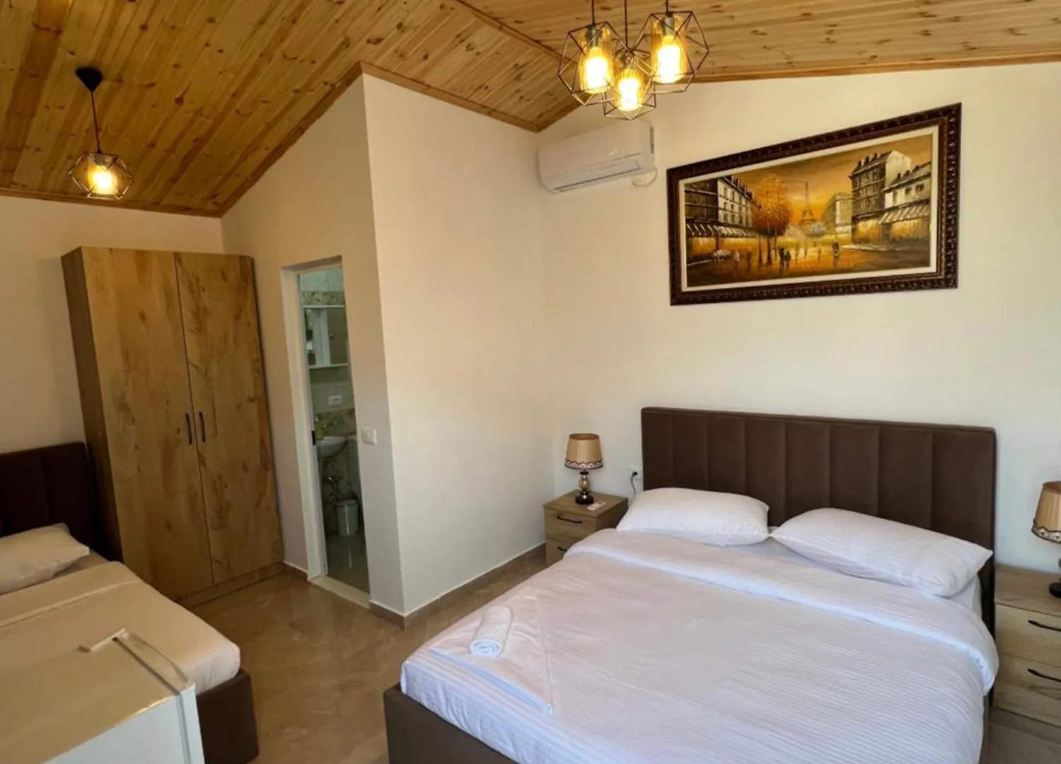 Lake Bliss Cabins Shkoder
