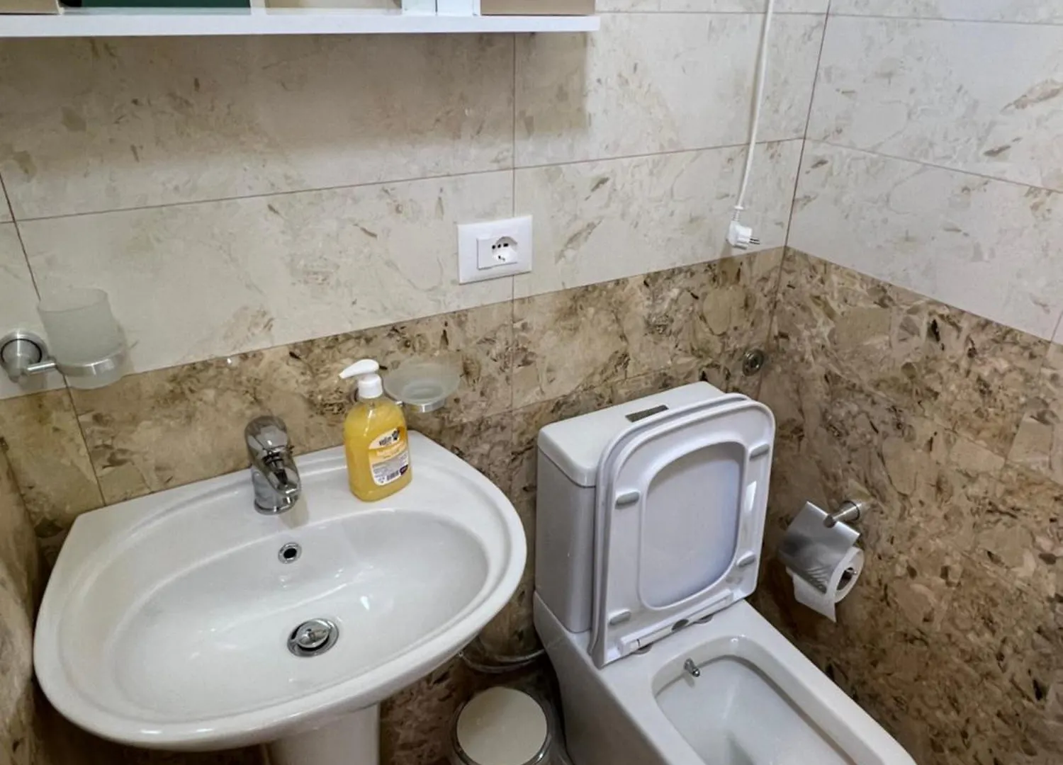 Lake Bliss Cabins Shkoder Guest house