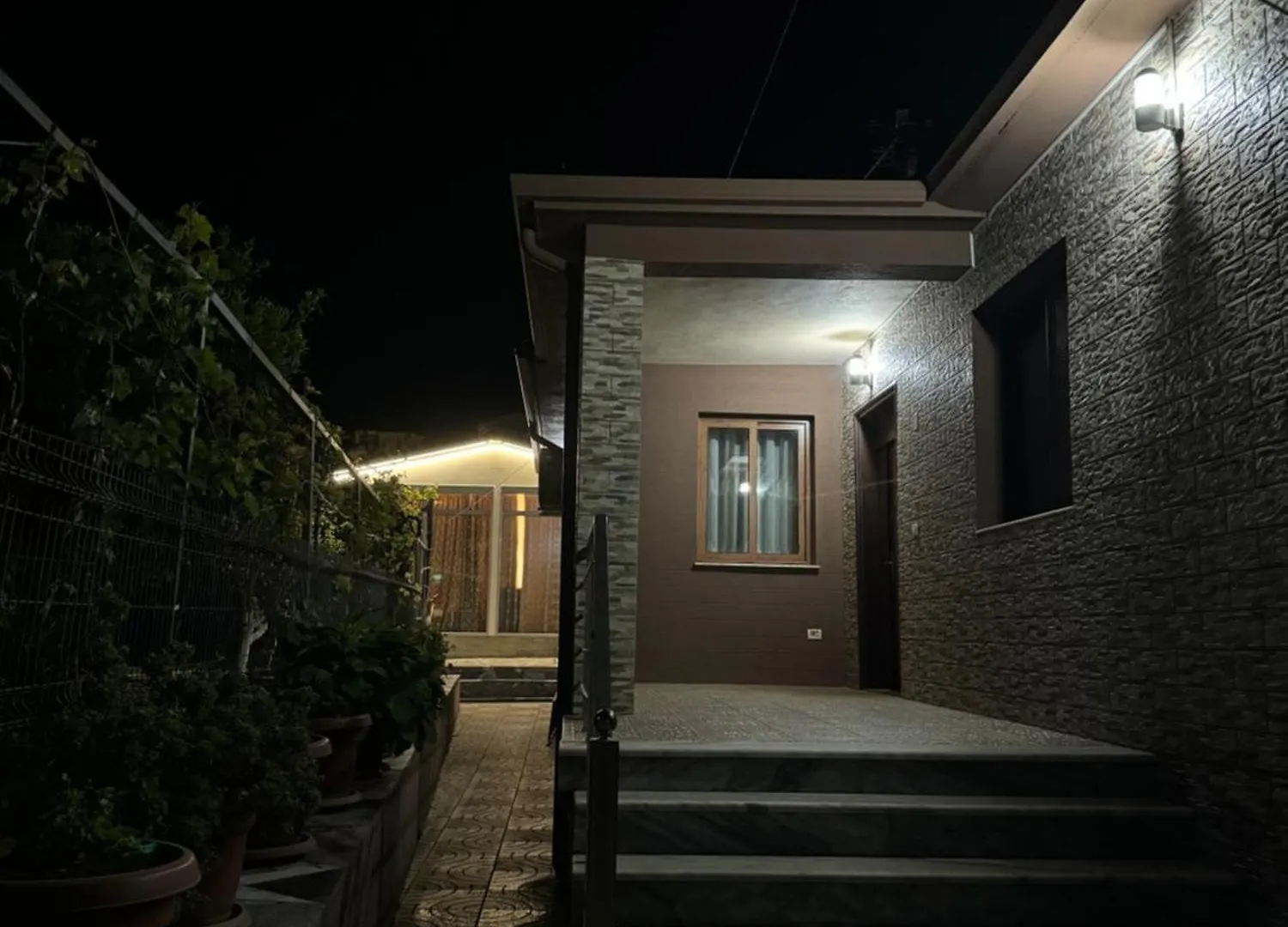 Guest house Lake Bliss Cabins Shkoder