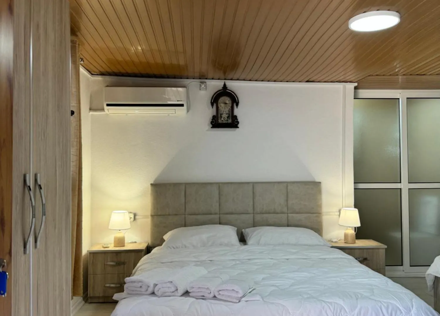 Lake Bliss Cabins Shkoder 0*,  Albania